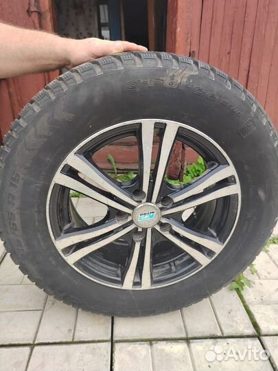 Force Aspect 11 215/65 R16