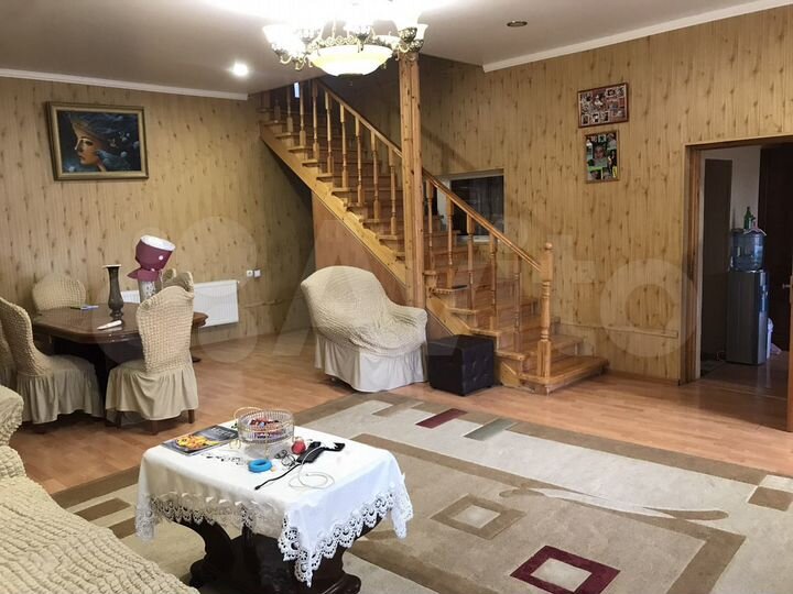 Дом 300 м² на участке 7,7 сот.