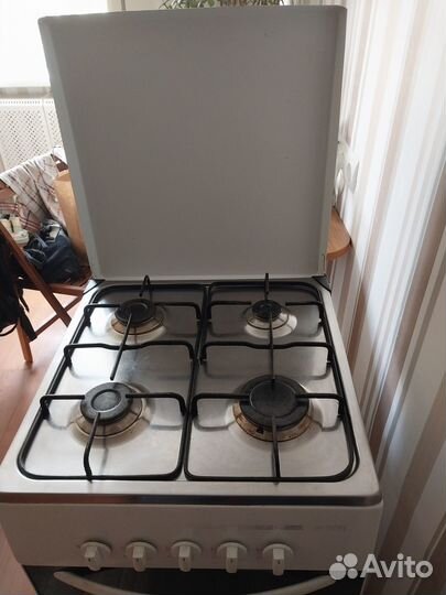 Газовая плита 4 конфорки бу (не работает духовка)