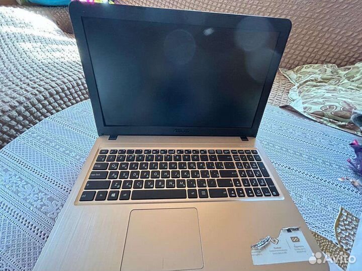 Asus