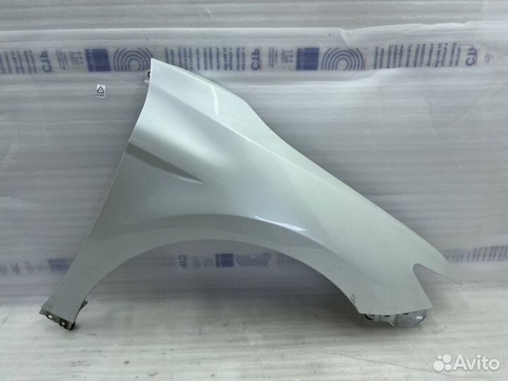 Крыло переднее правое Тoyota Camry V70/V75
