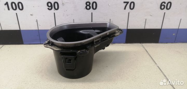 Подстаканник RAV 4 2013