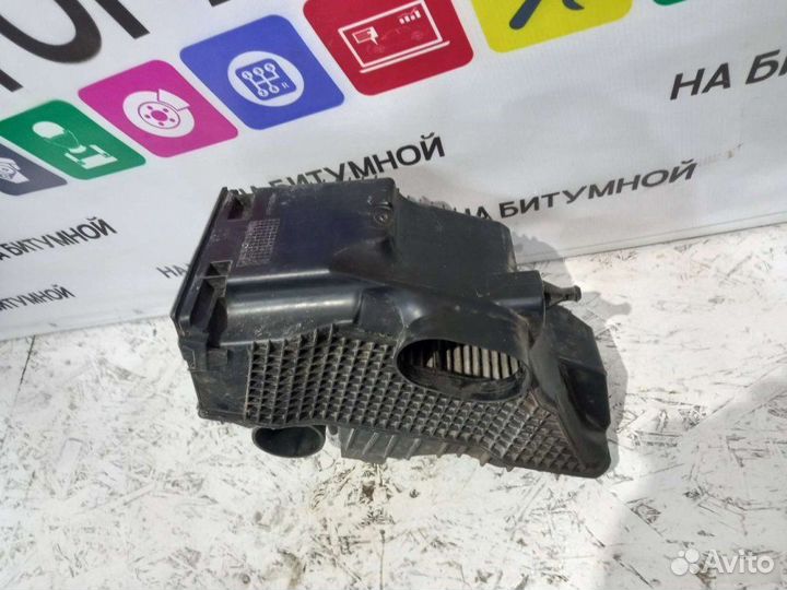 Корпус воздушного фильтра Renault Duster