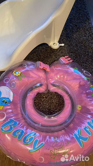 Круг для купания, горка