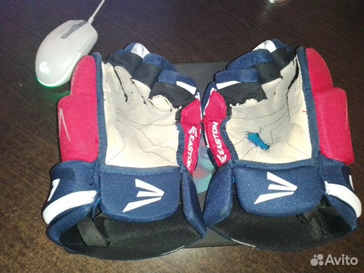 Краги хоккейные