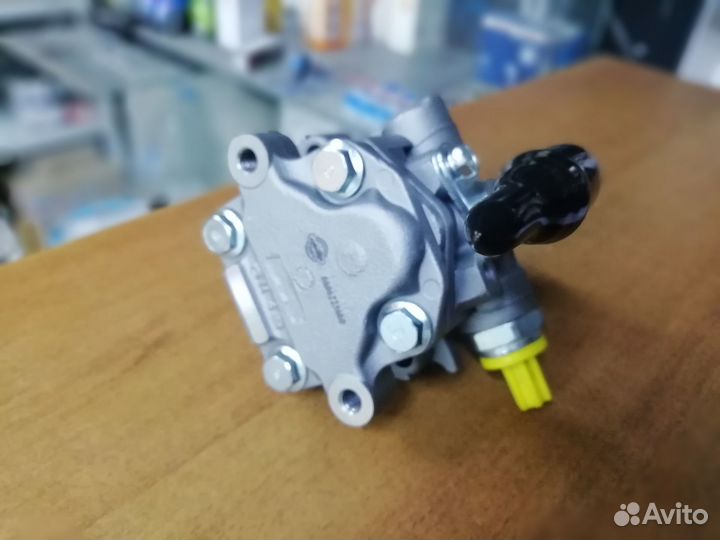 Насос гура Skoda Octavia тур Volkswagen Golf 4 VW