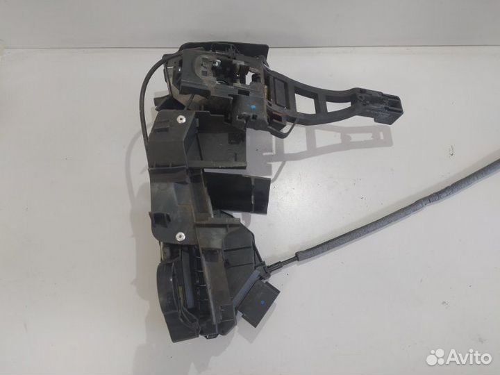 Замок двери передний правый Ford Focus 3