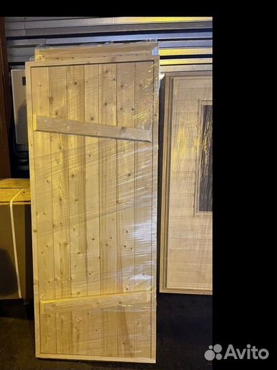 Двери деревянные для бани