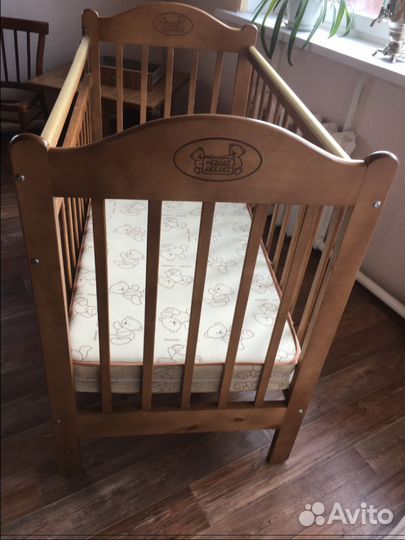 Продам детскую кроватку