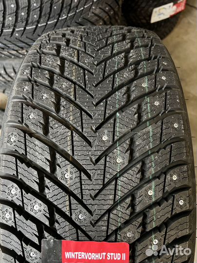 iLink Wintervorhut Stud II 245/40 R20 135T