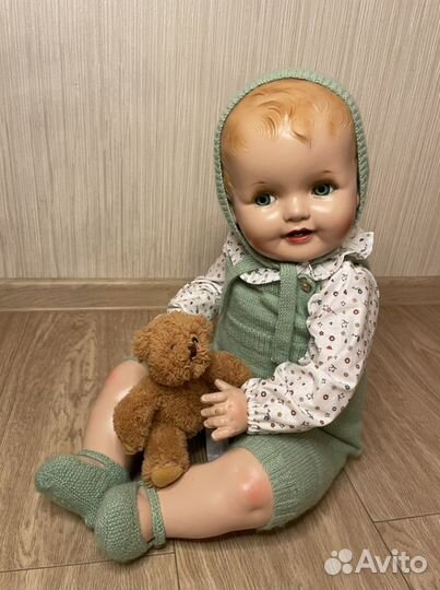 Старинная кукла