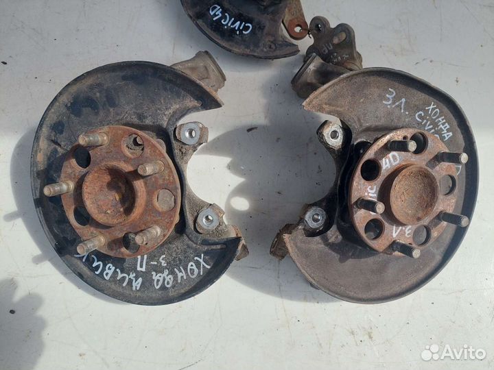 Поворотный кулак Ступица Хонда Цивик 4д 5д