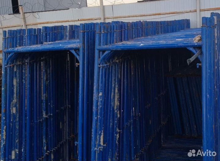 Леса рамные строительные