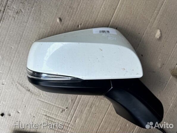 Тойота рав4 50 правое зеркало