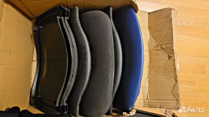 Спинки и сиденья офисных стульев