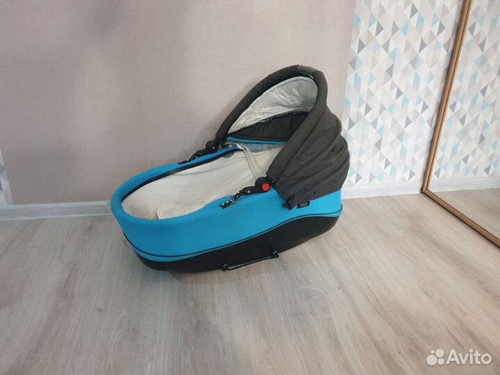 Коляска 3 в 1 zippi tutis