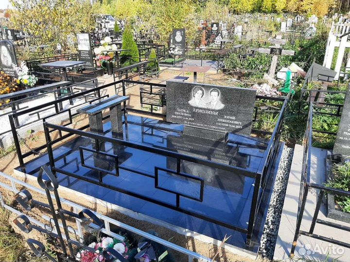 Памятники, Благоустройство мест захоронения