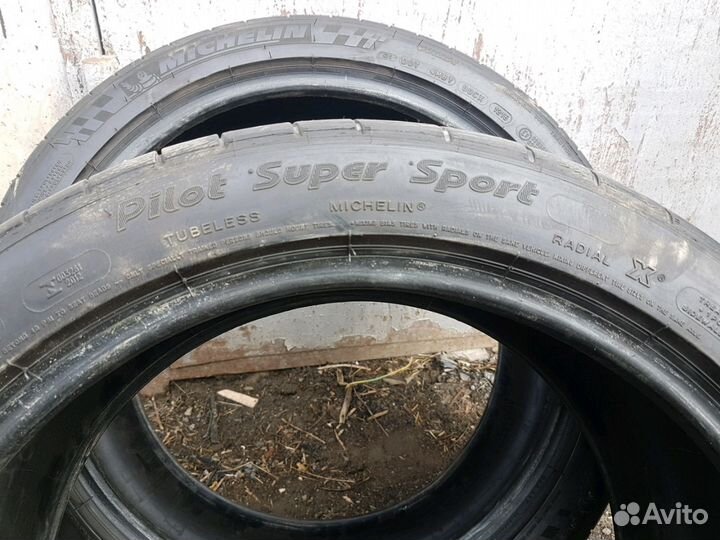 Michelin Pilot Super Sport 255/40 R19