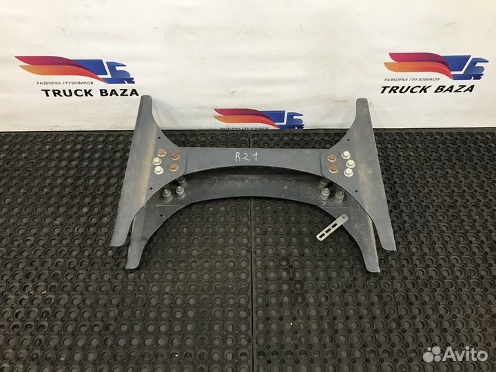 Траверса рамы поперечная Renault T