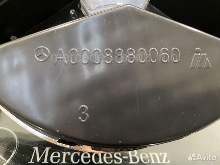 Эмблема звезда Мерседес Бенц с подсветкой