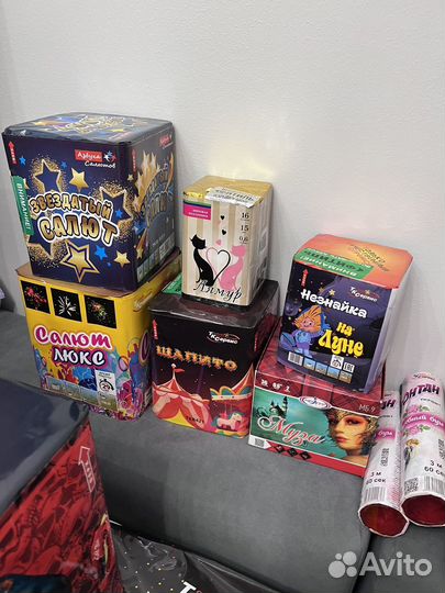 Салюты фейерверки римские свечи петарды бенгальки