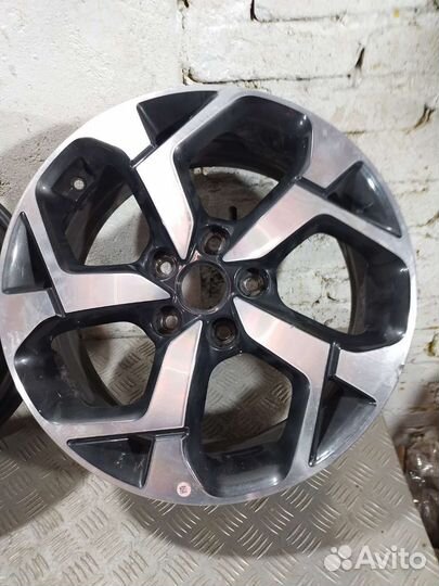 Диски литой R17 Kia Sportage 4