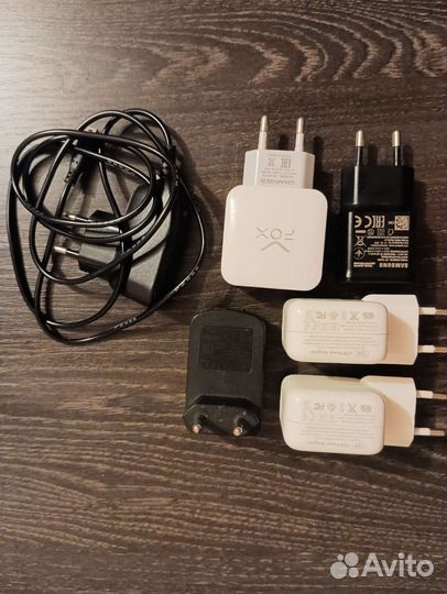 Зарядное устройство