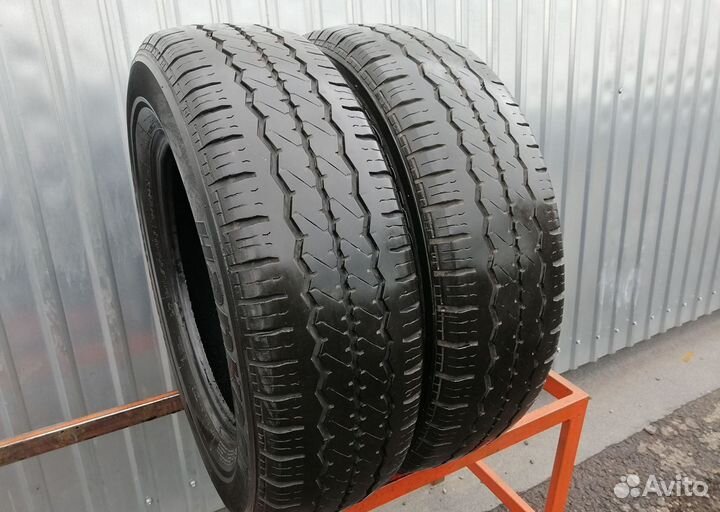 Hankook Radial RA08 215/70 R16C 103T