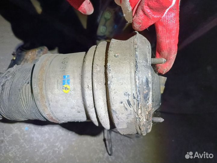 Передняя стойка на запчасти полный привод S 220