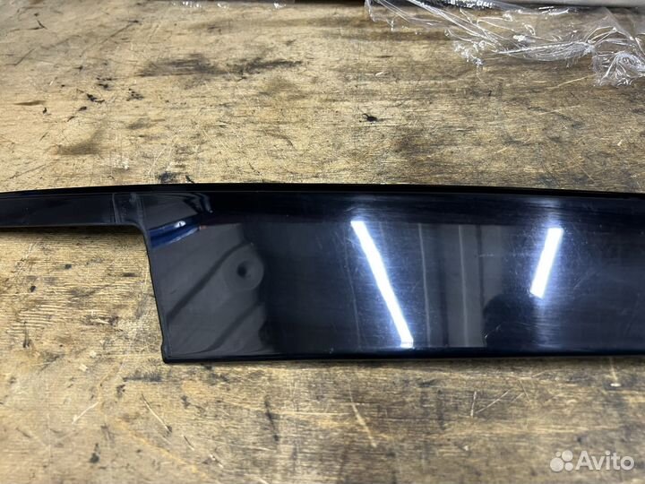 Молдинг передней левой двери BMW F10