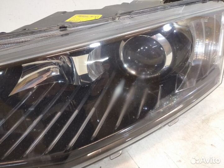 Фара левая Skoda Octavia A7 2013-2016