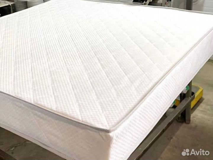 Двуспальный матрас 200х200