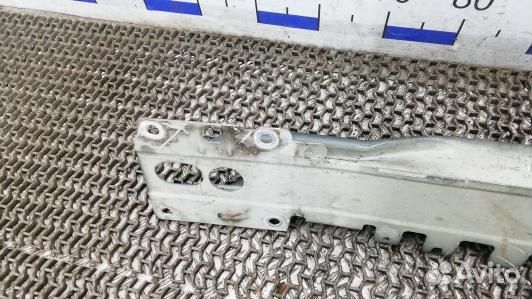 Усилитель бампера задний volvo V60 1 (3UK20O103)