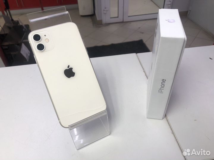 iPhone 11, 256 ГБ