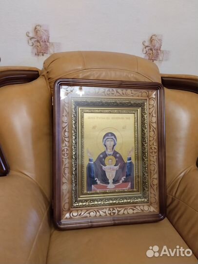 Икона Неупиваемая чаша в деревянном киоте 49х42х8