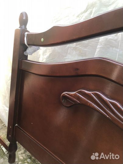 Кровать двухспальная с матрасом 160 200