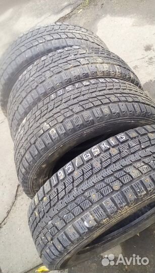 Dunlop SP Winter Ice 01 195/65 R15