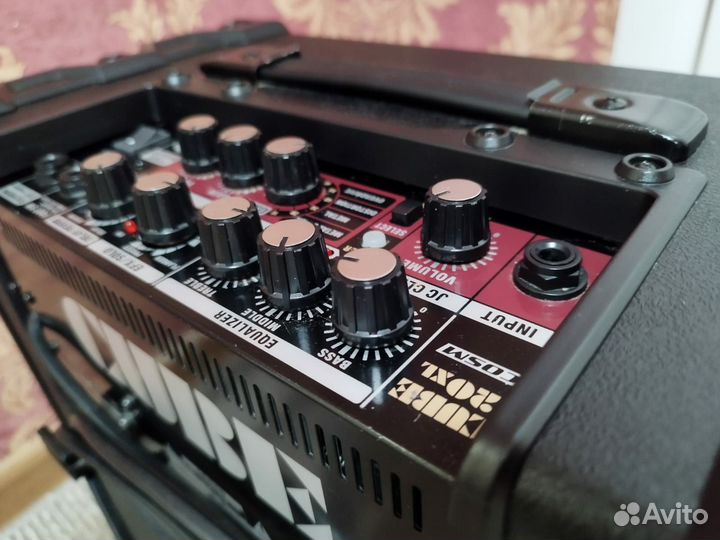 Комбоусилитель Roland Cube 20xl cosm 20ватт