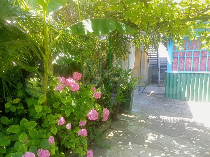 Комната 12 м² в 4-к., 2/2 эт.