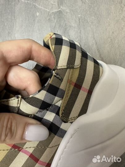 Кроссовки женские burberry (оригинал)