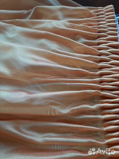 Шторы и занавески бу (на три окна)