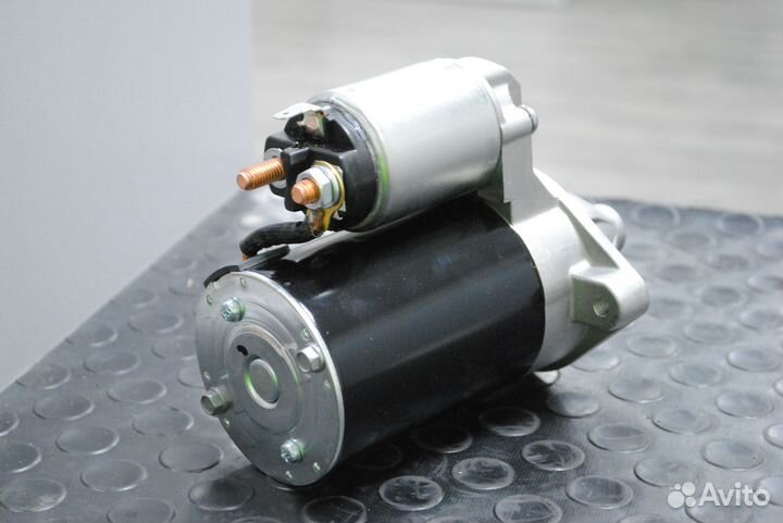 Стартер Hyundai Getz, Kia Picanto 1.0, 1.1 Valeo