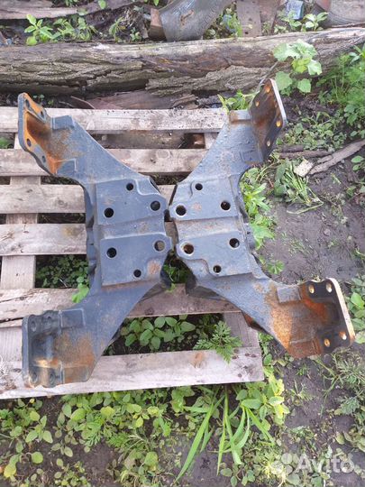 Кронштейн крепления оси балансира камаз евро