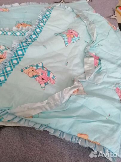 Бортики в кроватку