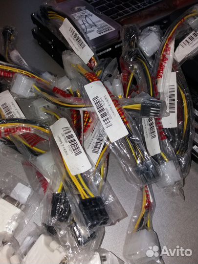 Переходник для доп питания видеокарт 8pin-2xMolex