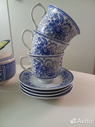 Посуда Гжель