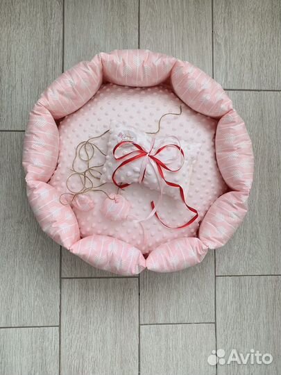 Лежанка для животных новая, 50 см