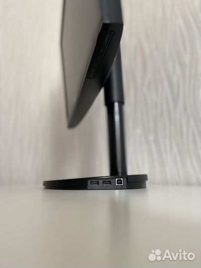 Монитор Samsung 22