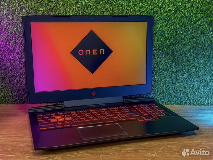 Игровой ноутбук HP omen i7 + 1050