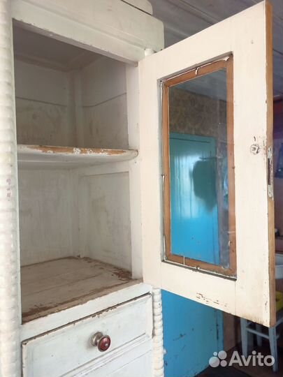 Старинный буфет СССР под реставрацию